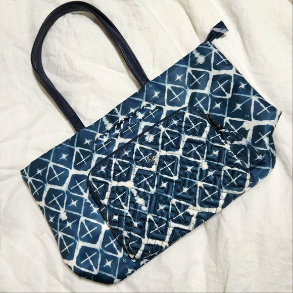 ❗SOLD❗ Lug Arpeggio Tote Bag in Diamond Navy - Picture 1 of 6